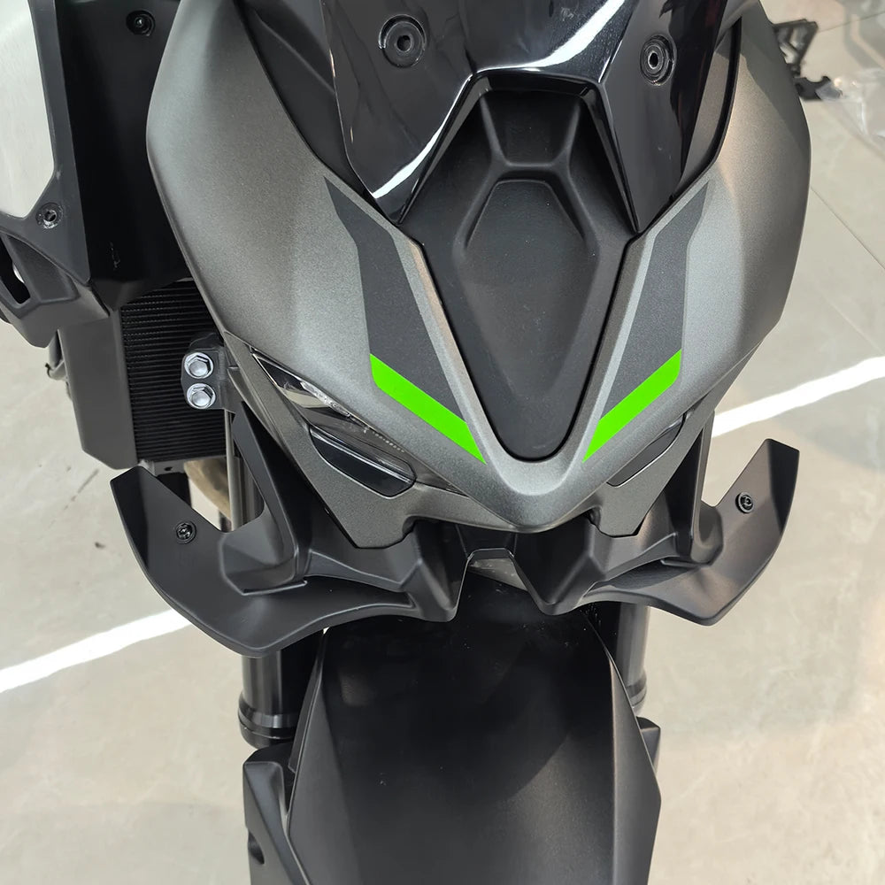 Alerón Delantero Deportivo Premium Z900 (2025-2026)